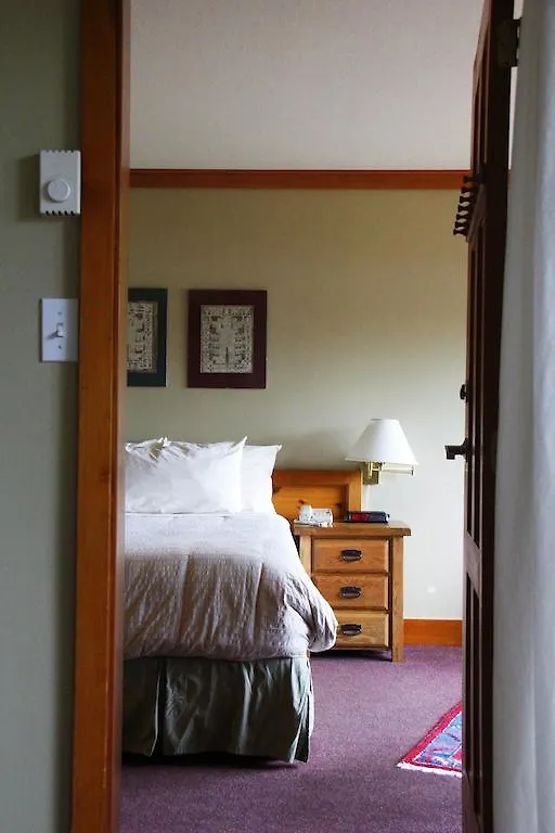 Edgewater Lodge Vancouver