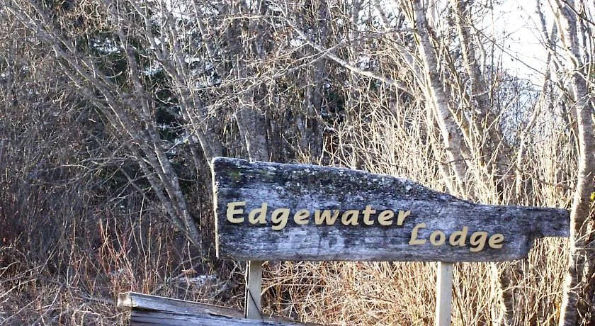 Edgewater Lodge Vancouver Hotel